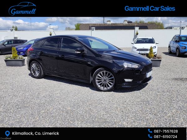 Ford Focus Hatchback, Diesel, 2017, Black