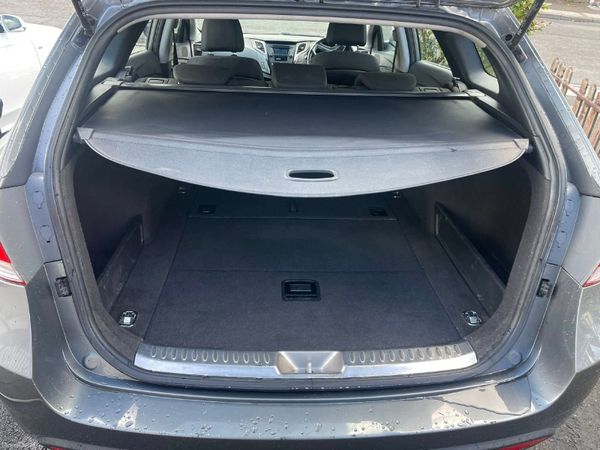 Hyundai i40 Estate, Diesel, 2013, Silver