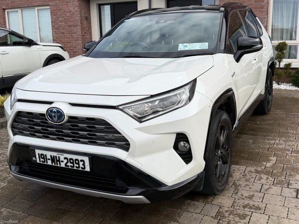 Toyota RAV4 SUV, Petrol Hybrid, 2019, White