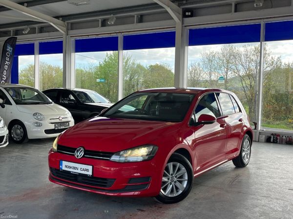Volkswagen Golf Hatchback, Petrol, 2016, Red