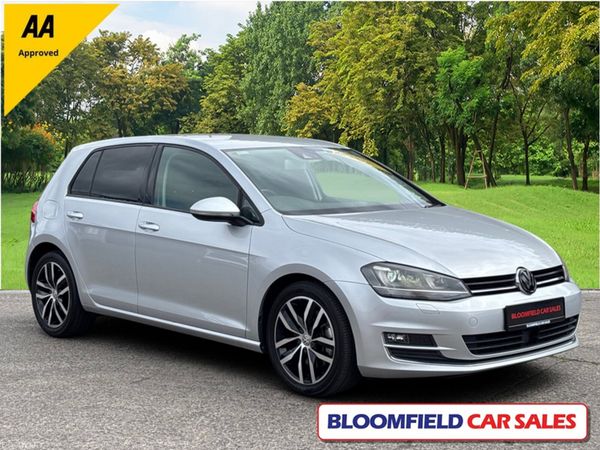 Volkswagen Golf Hatchback, Petrol, 2014, Silver