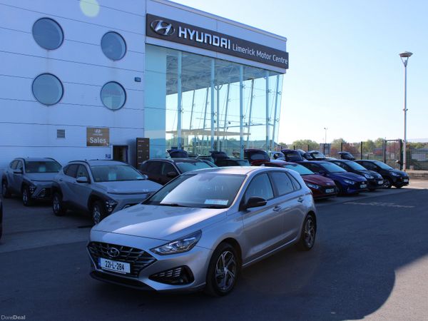 Hyundai i30 Hatchback, Diesel, 2022, Grey