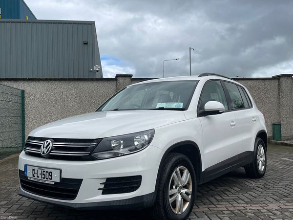 Volkswagen Tiguan SUV, Diesel, 2012, White