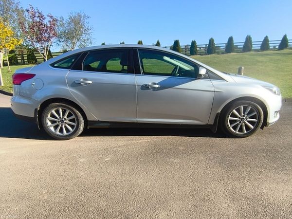 Ford Focus Saloon, Diesel, 2015, Silver