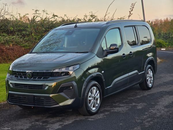 Peugeot Rifter MPV, Diesel, 2025, Green