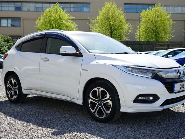 Honda Vezel SUV, Petrol Hybrid, 2018, White