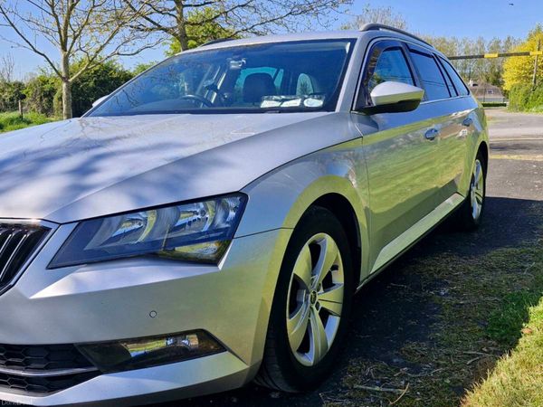 Skoda Superb Estate, Diesel, 2016, Silver