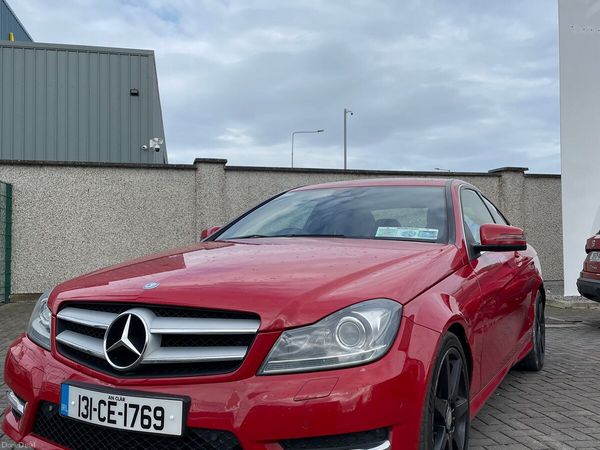 Mercedes-Benz C-Class Coupe, Diesel, 2013, Red