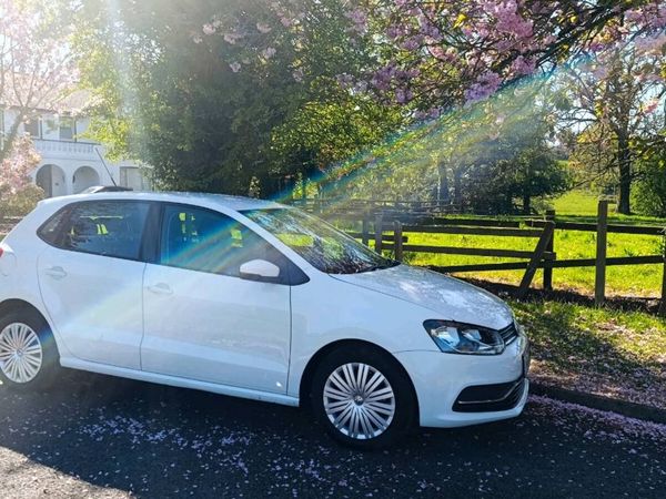Volkswagen Polo Hatchback, Petrol, 2017, White