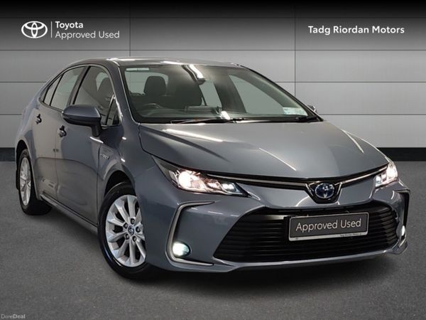Toyota Corolla Saloon, Petrol Hybrid, 2022, Grey