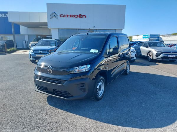 Citroen Berlingo Van, Diesel, 2026, Black