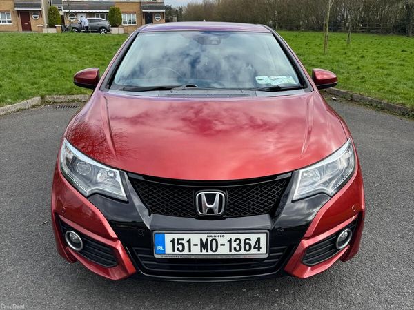 Honda Civic Hatchback, Petrol, 2015, Red