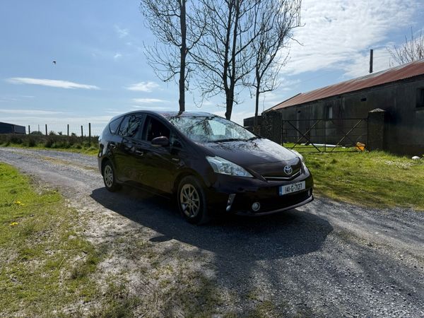 Toyota Prius MPV, Petrol Hybrid, 2014, Purple