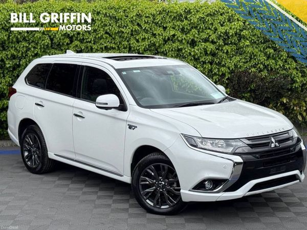 Mitsubishi Outlander SUV, Petrol Plug-in Hybrid, 2018, White
