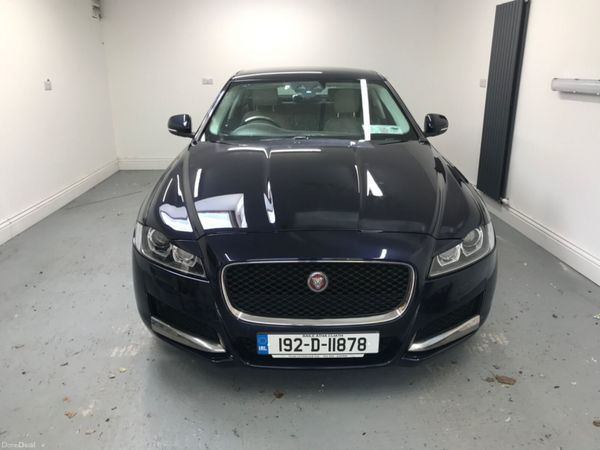 Jaguar XF Saloon, Diesel, 2019, Blue