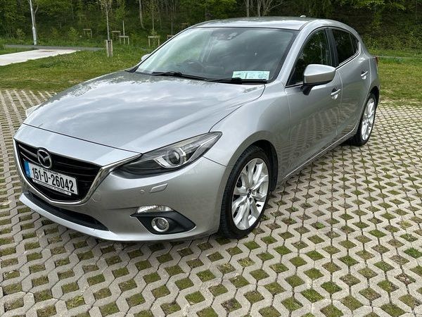 Mazda Mazda3 Hatchback, Diesel, 2015, Grey