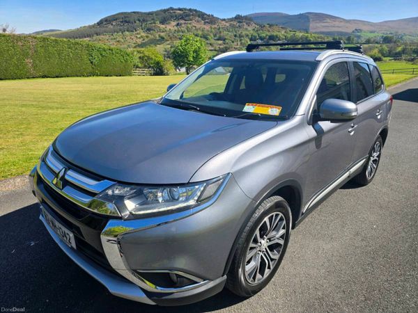 Mitsubishi Outlander SUV, Diesel, 2016, Grey