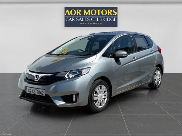 Honda Jazz Hatchback, Petrol, 2016, Silver