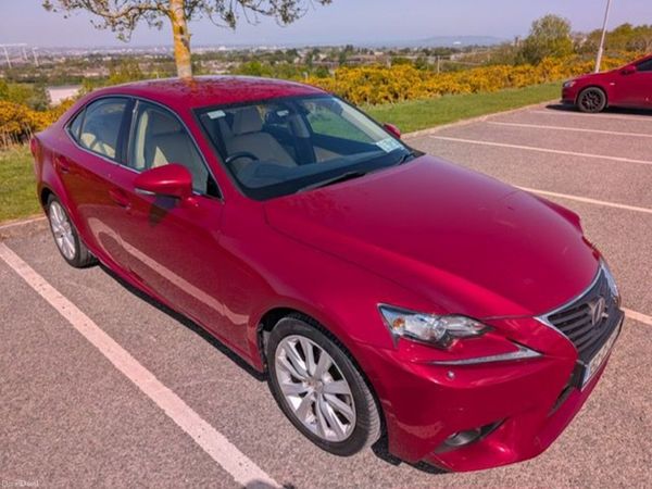 Lexus IS Saloon, Petrol Hybrid, 2015, Red
