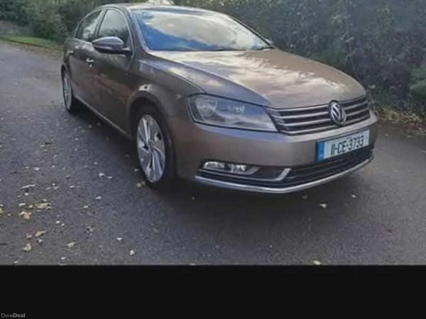 Volkswagen Passat Saloon, Diesel, 2011, Bronze