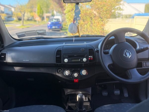 Nissan Micra Hatchback, Petrol, 2004, Silver