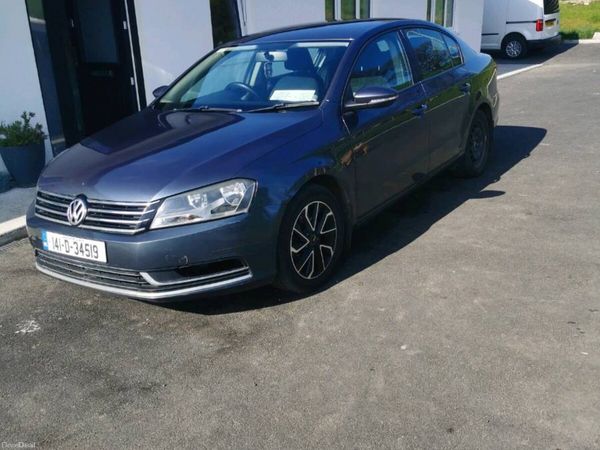 Volkswagen Passat Saloon, Diesel, 2014, Grey