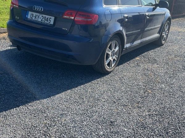 Audi A3 Hatchback, Diesel, 2012, Blue
