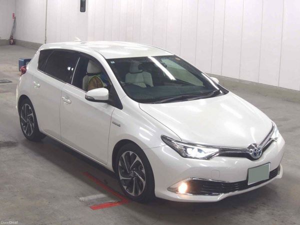 Toyota Auris Hatchback, Petrol Hybrid, 2018, White