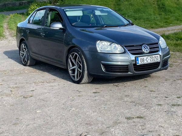 Volkswagen Jetta Saloon, Diesel, 2008, Grey
