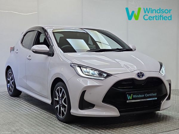 Toyota Yaris Hatchback, Petrol Hybrid, 2021, Pink