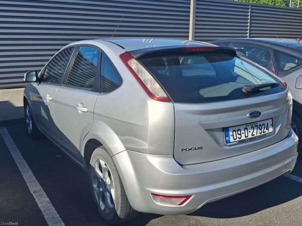 Ford Focus Hatchback, Diesel, 2009, Silver