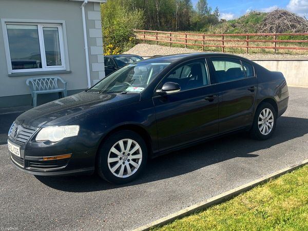 Volkswagen Passat Saloon, Diesel, 2009, Black