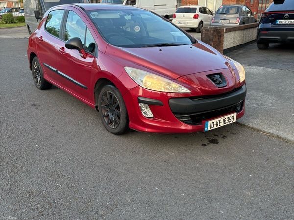 Peugeot 308 Hatchback, Diesel, 2010, Red