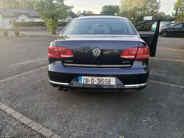 Volkswagen Passat Saloon, Diesel, 2013, Blue