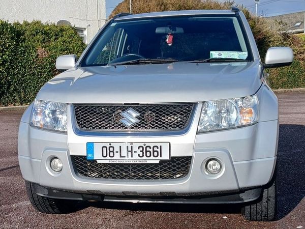 Suzuki Grand Vitara SUV, Petrol, 2008, Silver