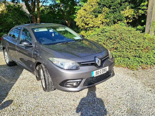 Renault Fluence Saloon, Diesel, 2015, Grey