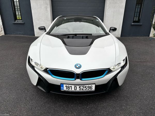 BMW i8 Coupe, Petrol Plug-in Hybrid, 2018, White