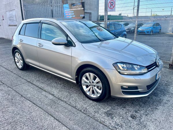 Volkswagen Golf Hatchback, Petrol, 2015, Silver