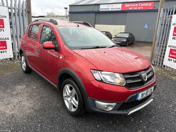 Dacia Sandero Stepway Hatchback, Diesel, 2016, Red