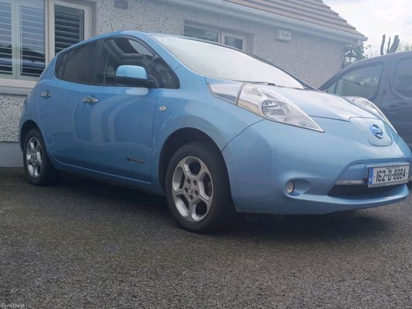 Nissan Leaf Hatchback, Electric, 2016, Blue