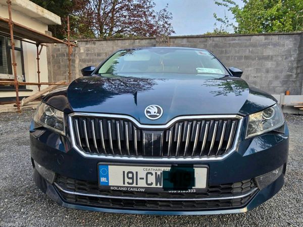 Skoda Superb Saloon, Diesel, 2019, Blue