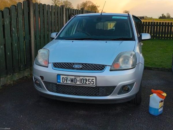 Ford Fiesta Hatchback, Diesel, 2007, Silver