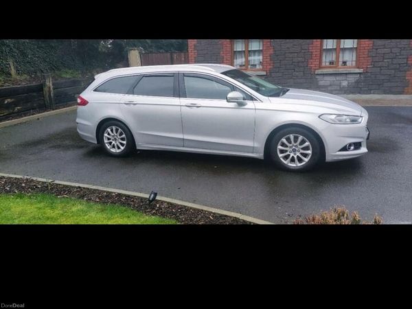 Ford Mondeo Estate, Diesel, 2015, Silver