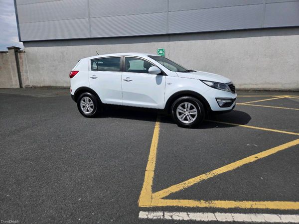 Kia Sportage SUV, Diesel, 2012, White