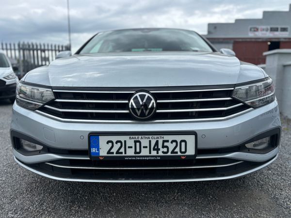 Volkswagen Passat Saloon, Diesel, 2022, Grey