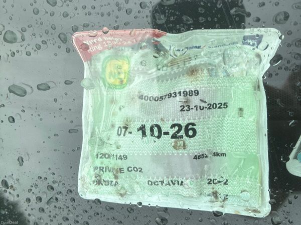 Skoda Octavia Saloon, Diesel, 2012, White