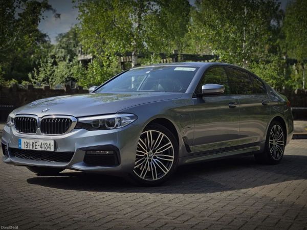 BMW 5-Series Saloon, Petrol Plug-in Hybrid, 2019, Blue