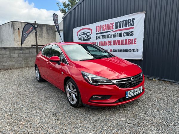 Opel Astra Hatchback, Diesel, 2017, Red