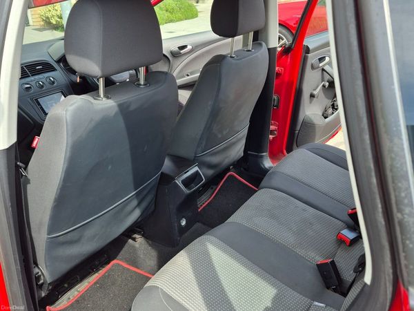 SEAT Altea MPV, Diesel, 2011, Red