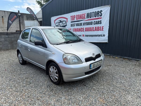 Toyota Yaris Hatchback, Petrol, 2000, Silver